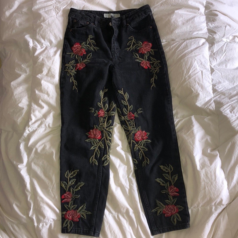TOPSHOP MOTO MOM JEANS